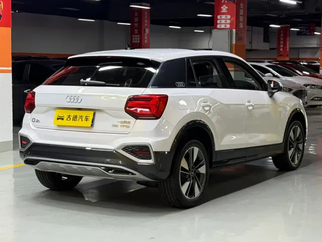 Audi Q2L — Фото автомобиля 7