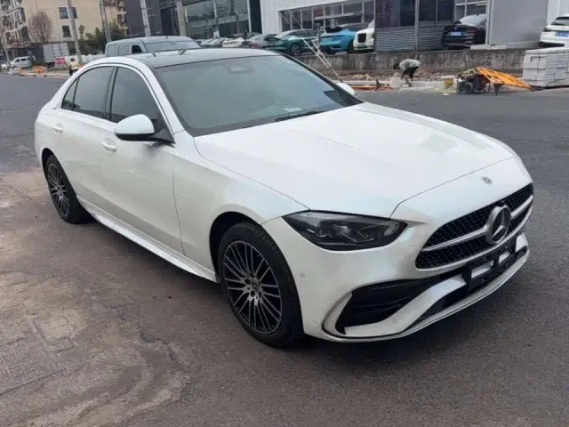 Mercedes-Benz C-Class — Фото автомобиля 3