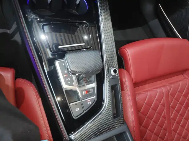 Audi S4 — Фото автомобиля 13