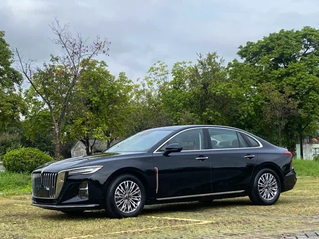 Фотография автомобиля — Hongqi H5