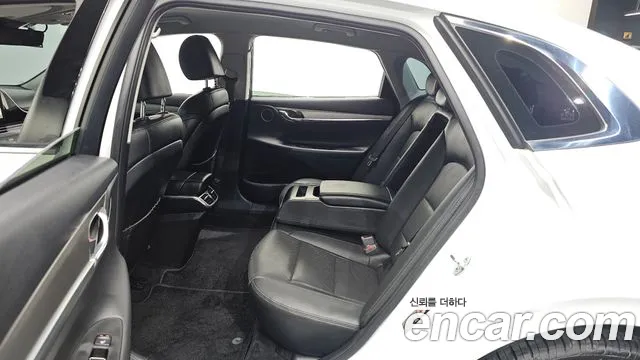 Hyundai Grandeur Новый Grandeur IG — Фото автомобиля 12