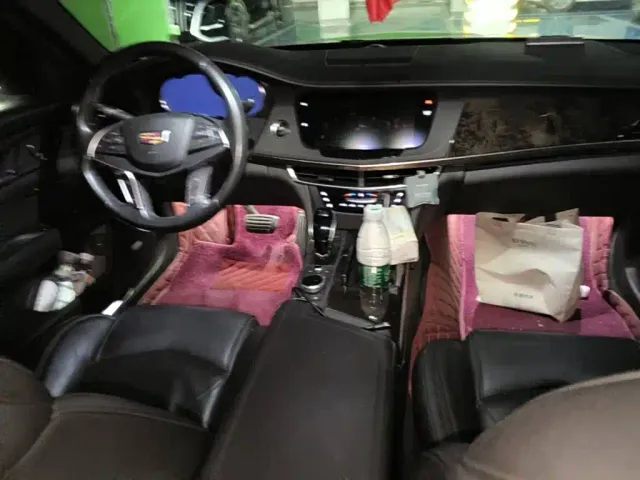 Cadillac CT6 — Фото автомобиля 11