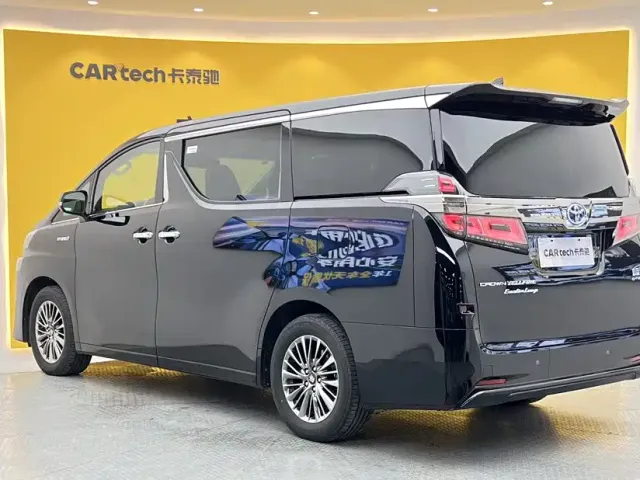 Toyota Vellfire — Фото автомобиля 4