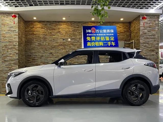 GAC Trumpchi GS3 — Фото автомобиля 3