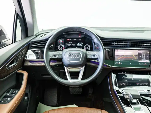 Audi Q7 — Фото автомобиля 20