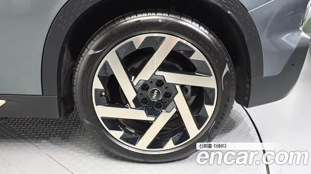 MINI Countryman Electric 3rd Gen — Фото автомобиля 5