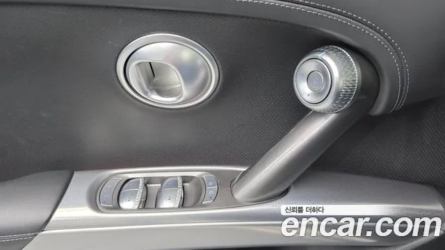 Genesis GV60 — Фото автомобиля 12