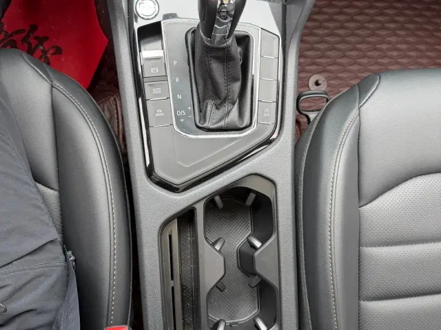 Volkswagen Tharu — Фото автомобиля 19