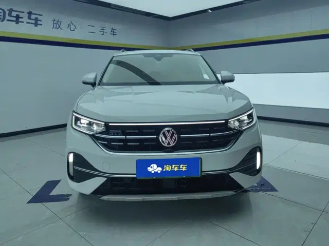 Volkswagen Tayron GTE Plug-in Hybrid — Фото автомобиля 2
