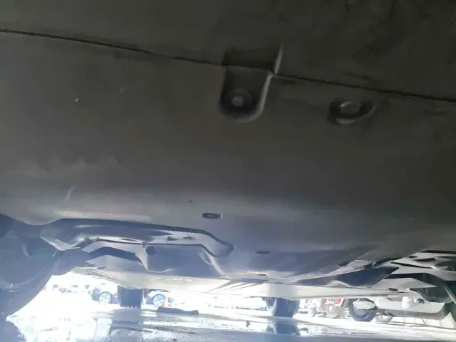 Tesla Model Y — Фото автомобиля 6