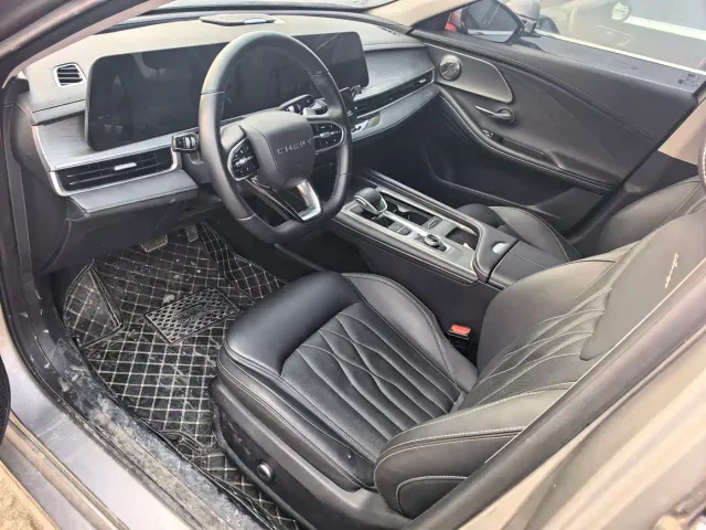 Chery Arrizo 8 2023 1.6T DCT Comfort — Фото автомобиля 10