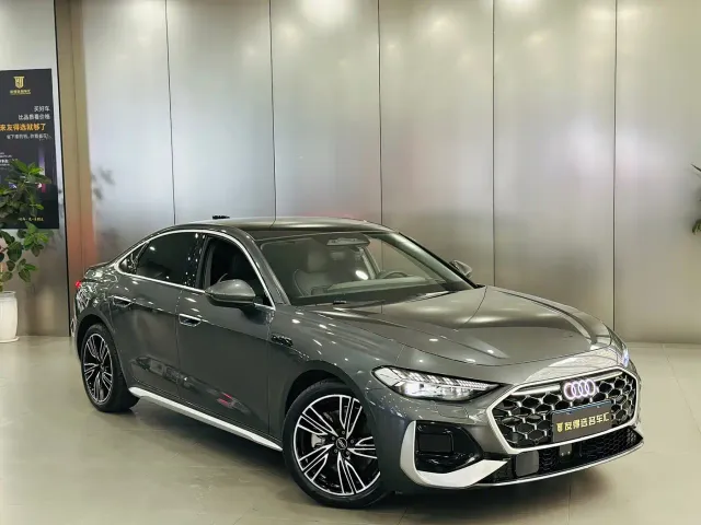 Audi A5L — Фото автомобиля 3
