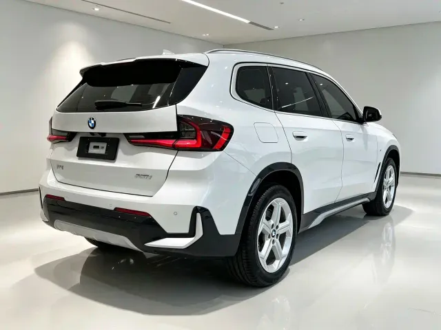 BMW X1 — Фото автомобиля 4