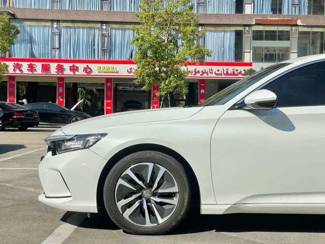 Honda Inspire — Фото автомобиля 6
