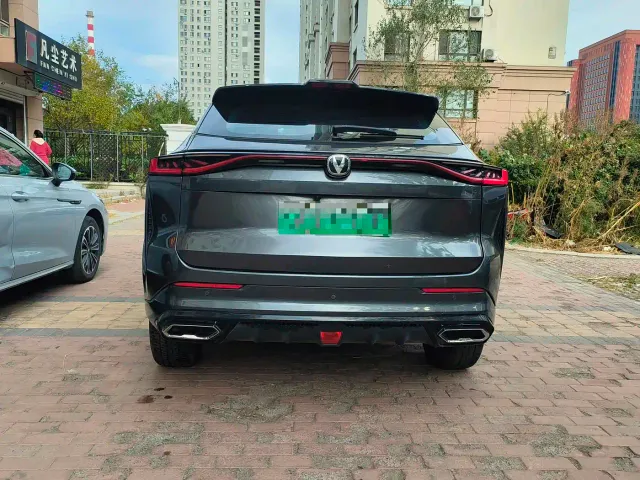 Changan UNI-Z — Фото автомобиля 8