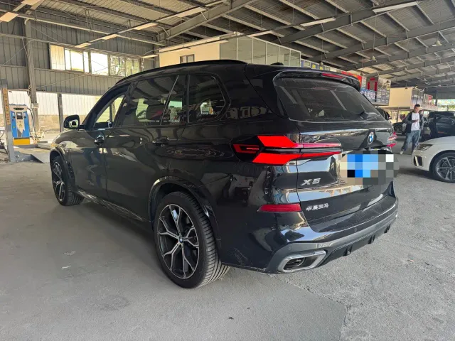 BMW X5 — Фото автомобиля 12