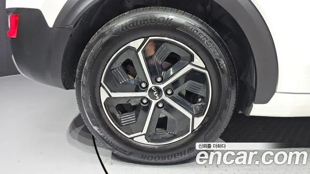 Kia Niro The All New — Фото автомобиля 5