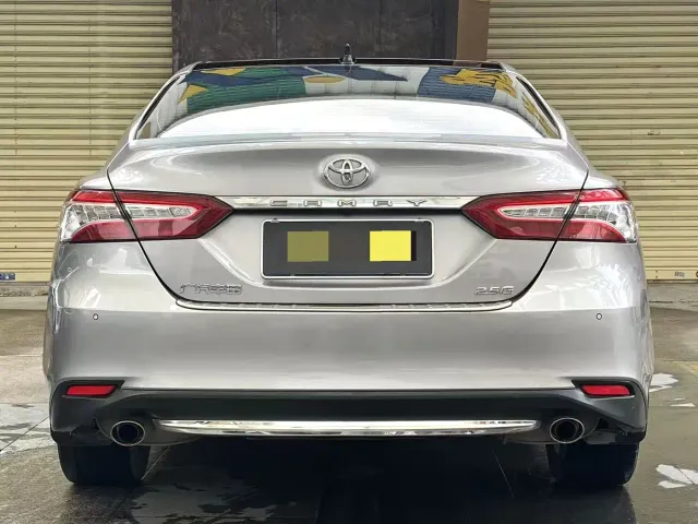 Toyota Camry — Фото автомобиля 7