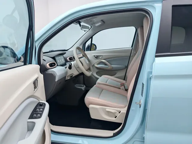 Leapmotor T03 — Фото автомобиля 14