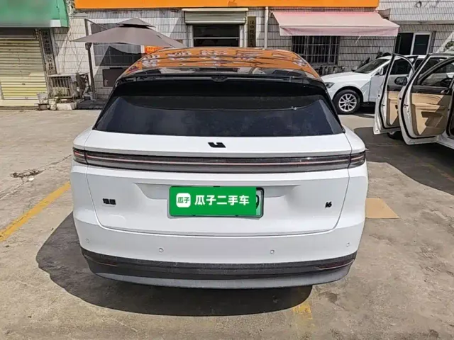 Li Auto i6 — Фото автомобиля 5