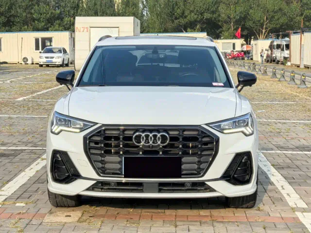 Audi Q3 — Фото автомобиля 2