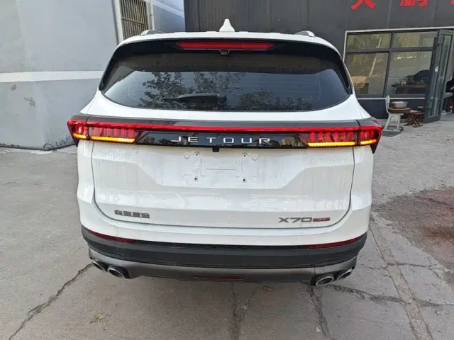 Jetour X70 Plus — Фото автомобиля 5
