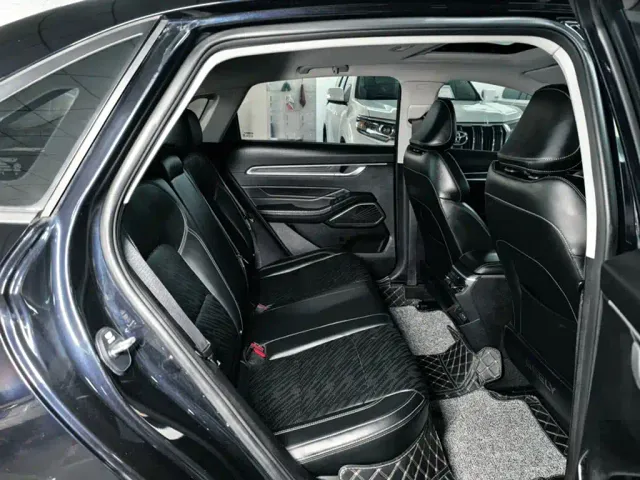 Geely Emgrand — Фото автомобиля 16