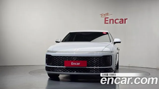 Hyundai Grandeur GN7 — Фото автомобиля 3