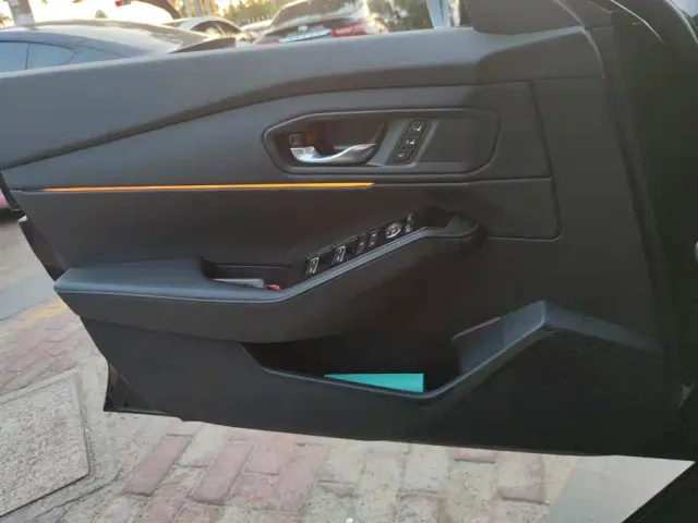Honda Accord — Фото автомобиля 7