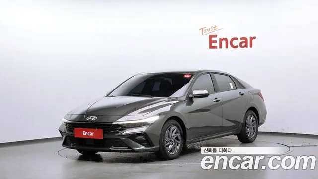 Фотография автомобиля — Hyundai Avante CN7