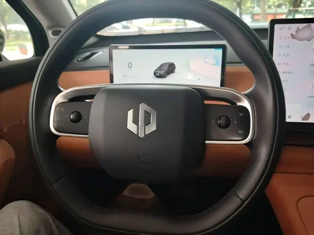 Leapmotor C10 — Фото автомобиля 10