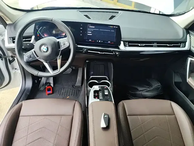 BMW X1 — Фото автомобиля 5