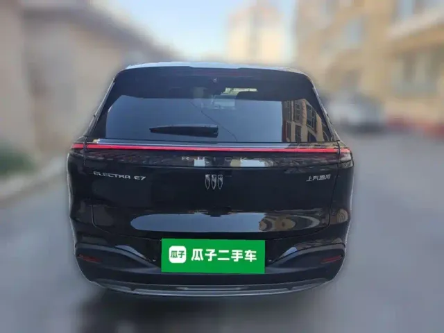Buick Zhijing E7 — Фото автомобиля 5