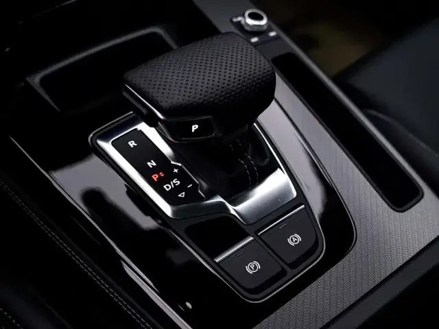 Audi Q5L — Фото автомобиля 21