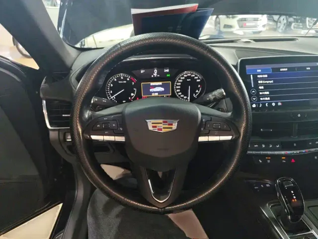 Cadillac CT5 — Фото автомобиля 6