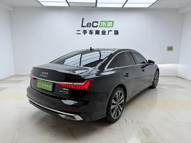 Audi A6L — Фото автомобиля 6