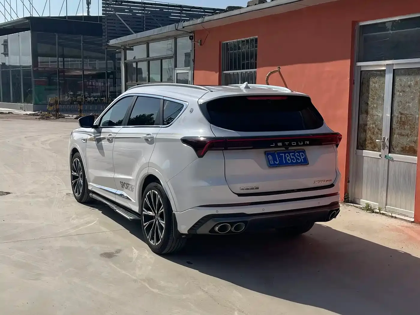 Jetour Jetour X70 2021 Zhuge 1.6T DCT Strategist 5-Seater — Фото автомобиля 4