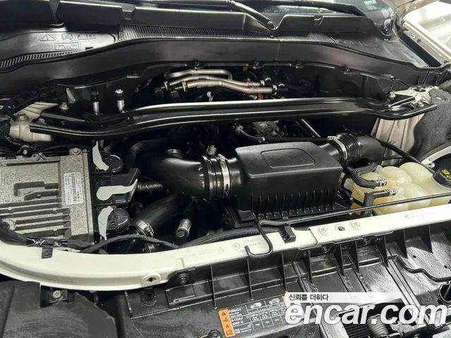 Ford Explorer Explorer 6 поколение 3.0 Platinum 4WD — Фото автомобиля 5