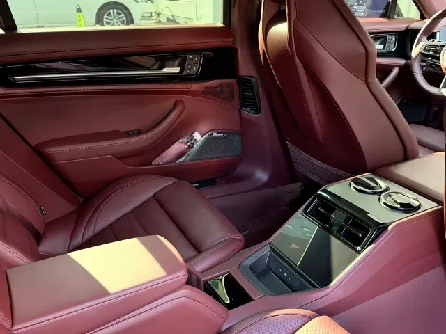 Porsche Panamera — Фото автомобиля 4