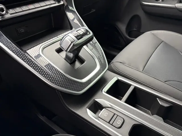 Haval M6 — Фото автомобиля 13
