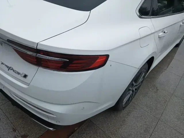 Geely Xingrui — Фото автомобиля 7