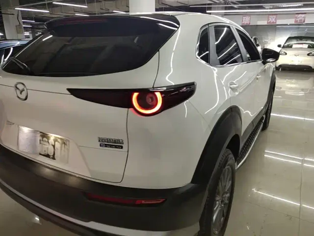 Mazda CX-30 EV — Фото автомобиля 7