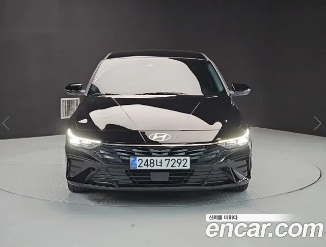 Hyundai Avante CN7 — Фото автомобиля 2
