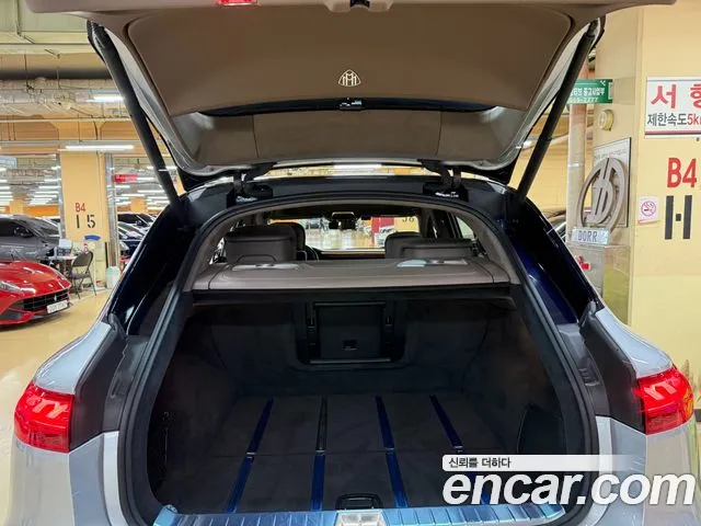 Mercedes-Benz EQS — Фото автомобиля 19