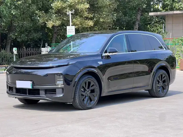 Фотография автомобиля — Li Auto L8