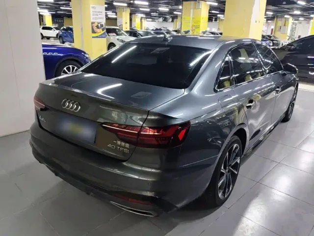 Audi A4L — Фото автомобиля 6