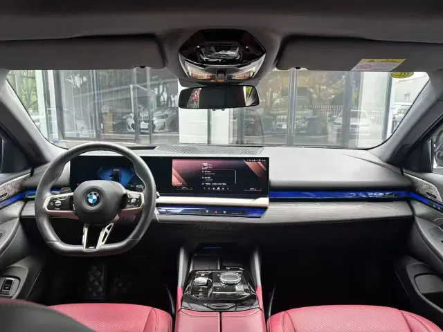 BMW 5 Series — Фото автомобиля 6