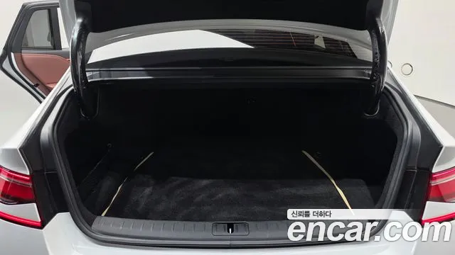 Genesis G90 RS4 — Фото автомобиля 23