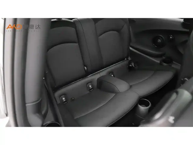 MINI Hatch — Фото автомобиля 8