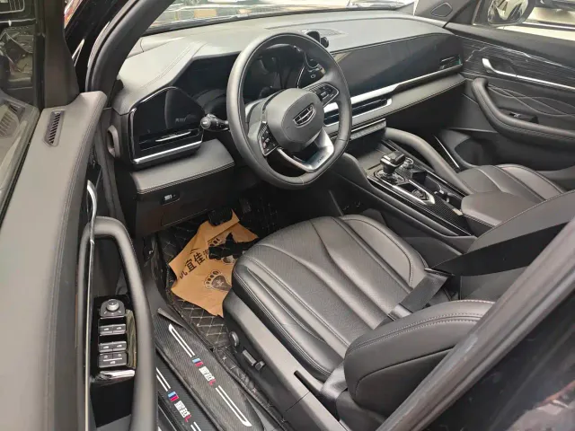 Geely Xingyue L — Фото автомобиля 4